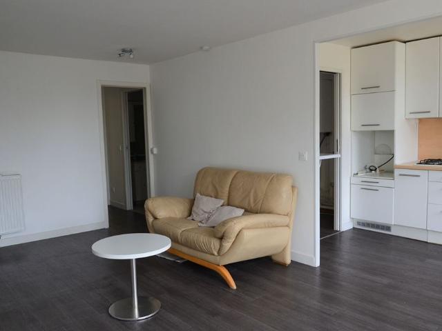 Appartement T4 ROISSY EN BRIE à louer