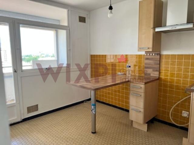 Appartement T4, Saint priest