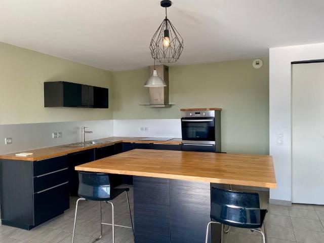 Appartement T4+GARAGE