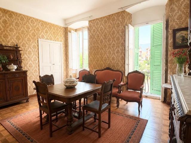 APPARTEMENT T5/6 CENTRE VILLE DE BASTIA