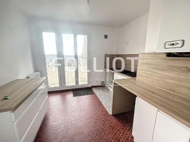 Appartement T5 90 m� � louer � COUTANCES