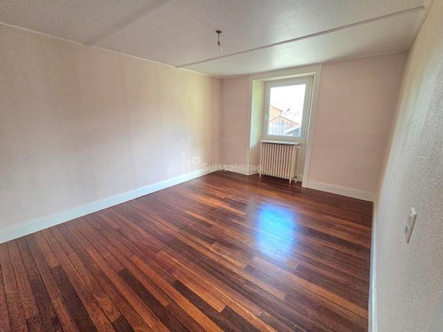 APPARTEMENT T5 111.1 m2 169000 EUROS