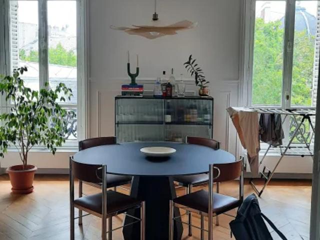 APPARTEMENT T5 A LOUER PARIS 8EME ARRONDISSEMENT Europe 3 131.63 m2 4 356 € charges comprises par mois: Immobilier PARIS 8EME ARRONDISSEMENT | Perenium, agence immobilière à Paris – administration de biens et gestion locative
