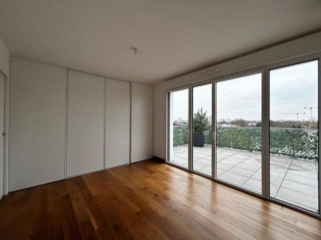 Appartement T5 à louer 158 m²