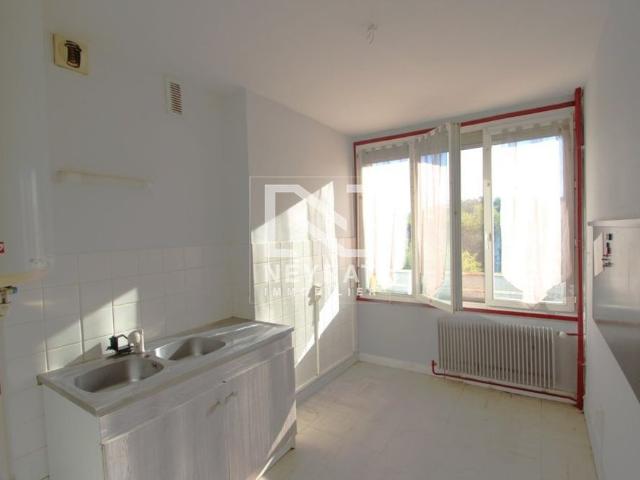 Appartement T5 A LOUER