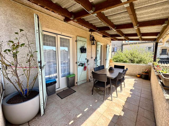Haut de villa T5 Garage et terrasse