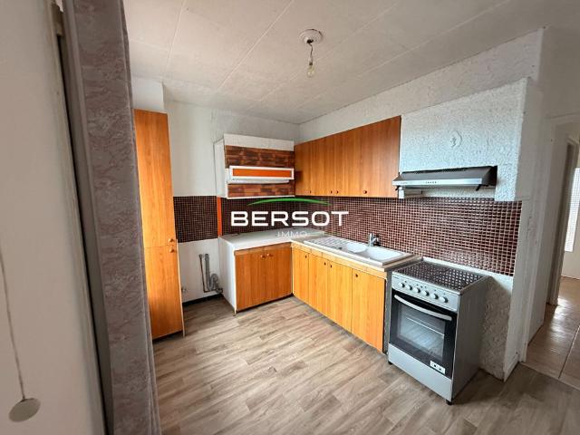 Appartement T5 avec garage et cave quartier Saint Claude