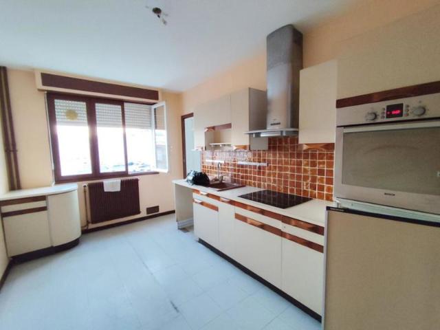 Appartement T5 avec parking en sous sol