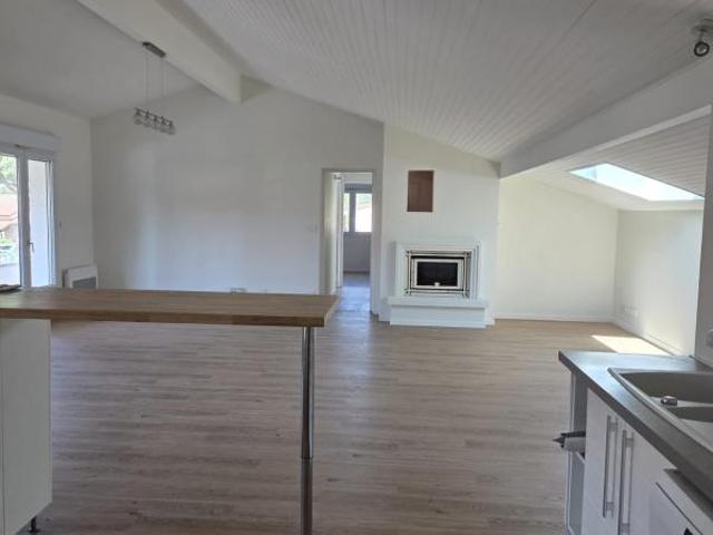 Appartement T5 avec terrasse et jardinet SAINT ORENS DE GAMEVILLE 31