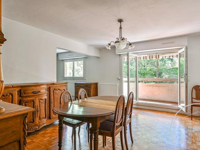 Appartement T5 avec terrasse