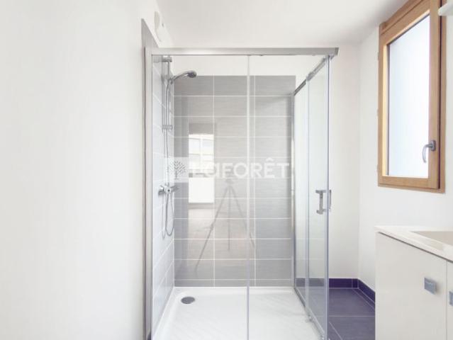 Appartement T5 COLOMBES à louer