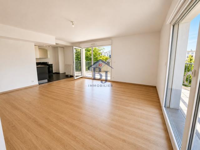 Appartement T5 récent avec garage double à vendre à Rennes. 103m² Rennes