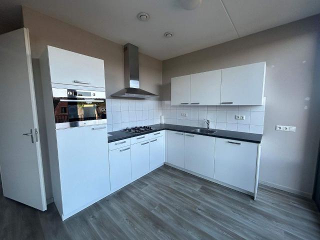 Appartement 't Dorp 59 T, Heesch À Louer