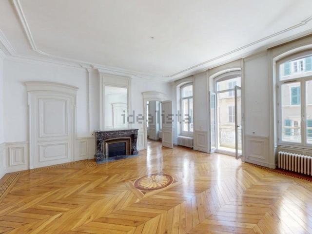 Appartement, Tarare