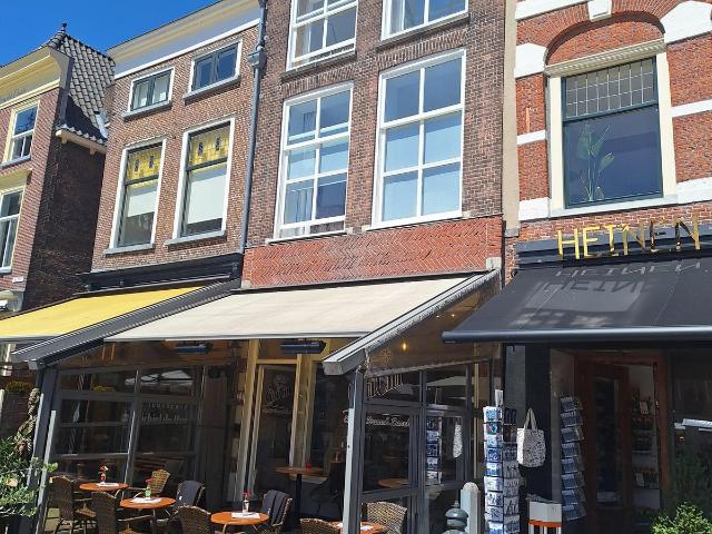 Appartement te huur Markt 28 in Delft voor € 1.385