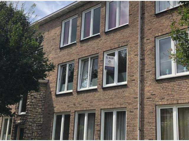 Appartement te huur Mgr. Schrijnenstraat 9 in Heerlen voor € 912