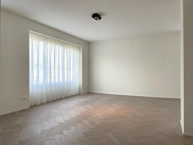 Appartement te huur Middelbuurt, De Baan in Warmond
