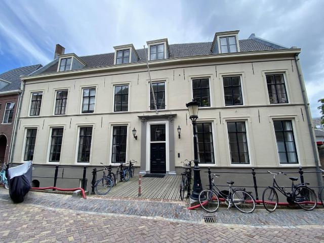 Appartement te huur Nieuwegracht Oost, Kromme Nieuwegracht in Utrecht