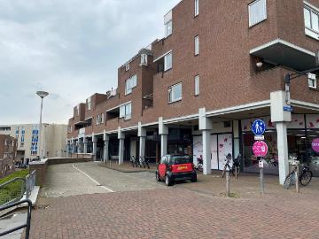 Appartement te huur Nieuwstraat 214 in Spijkenisse voor € 1.340
