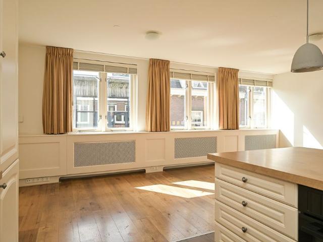 Appartement te huur: Nieuwstraat 6 E 2511 AV Den Haag
