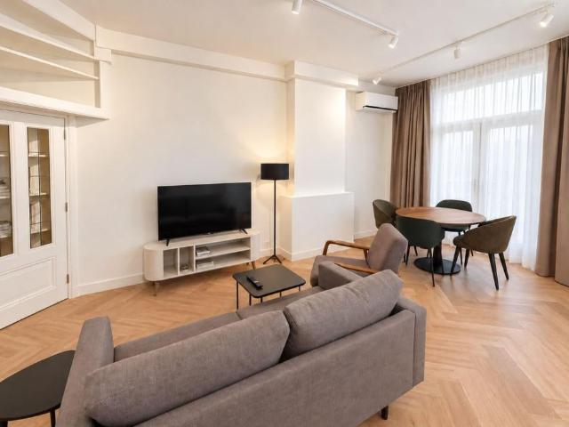 Appartement te huur: Overtoom 448 1 1054 JW Amsterdam