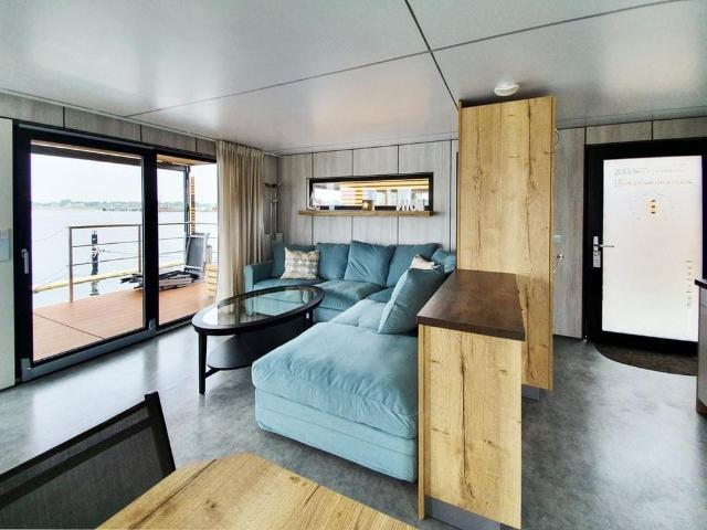 Appartement te huur: Oostvaardersdijk 59 A 8244 PB Lelystad