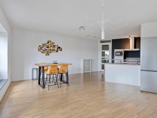 Appartement te huur Oosterbakenpad 40 in Hoogvliet Rotterdam voor € 2.300