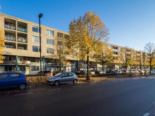 Appartement te huur Aartsbisschop Romerostraat 207 in Utrecht voor € 1.975