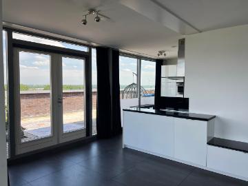 Appartement te huur Apollotoren in Leiden voor € 2.925