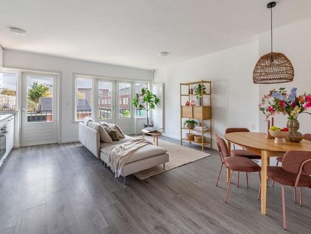 Appartement te huur: Bakhuizen van den Brinkstraat 3 2032 GA Haarlem