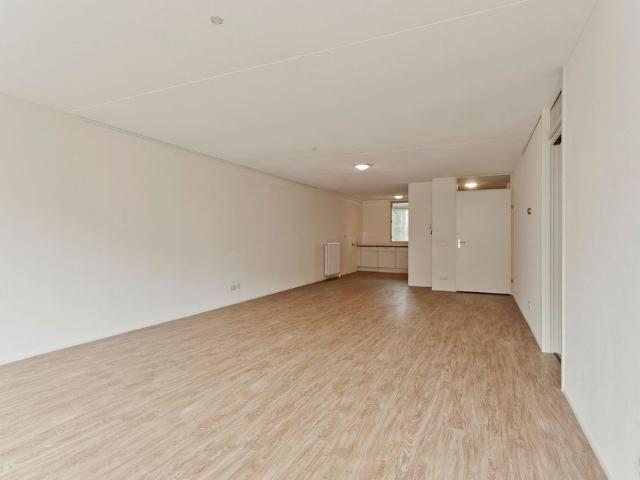 Appartement te huur: Bloemendalsweg 13 F17 7429 AL Colmschate