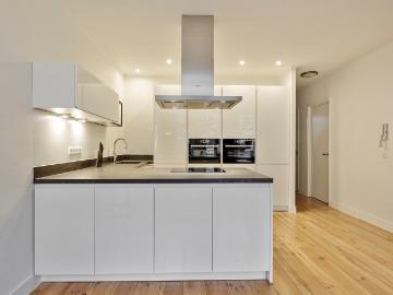 Appartement te huur Cornelis Schuytstraat 22 I in Amsterdam voor € 2.850