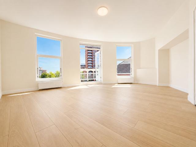 Appartement te huur De Constant Rebecquestraat 1 III in Den Haag voor € 1.975