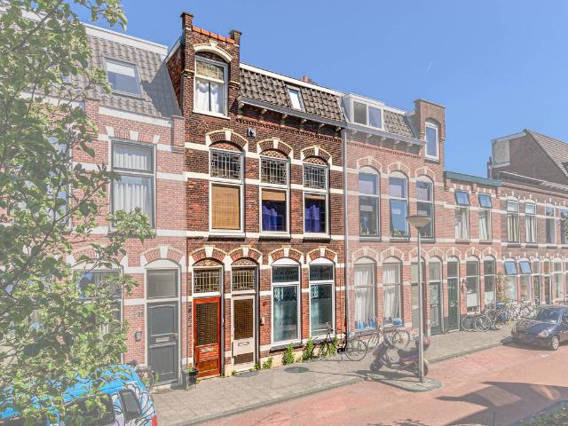Appartement te huur Decimastraat in Leiden voor € 540