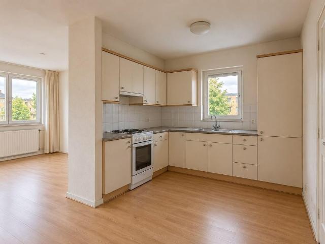 Appartement te huur Filosofenbuurt, Hugo de Grootsingel in Huizen