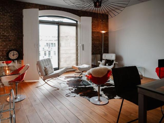 Appartement te huur: Handelsplein 37 3071 PR Rotterdam