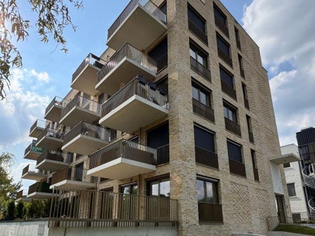 Appartement te huur Het Lage Land, Koningslaan in Rotterdam