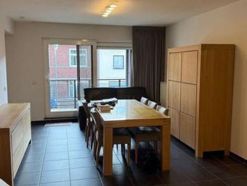 Appartement te huur in Maaseik voor € 850 met 2 slaapkamers