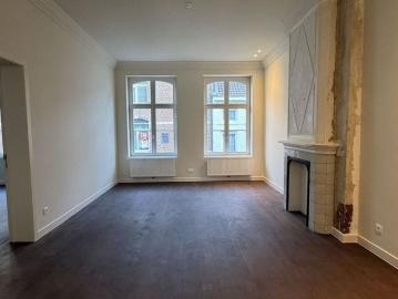 Appartement te huur in Maaseik voor € 1.300 met 2 slaapkamers