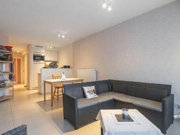 Appartement te huur in Mariakerke voor € 800 met 1 slaapkamer