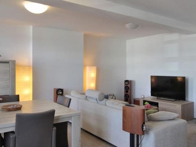 Appartement te huur in Meerbeek voor € 990 met 2 slaapkamers