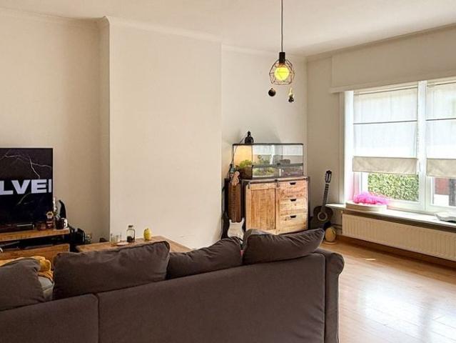Appartement te huur in Melsele voor € 870 met 1 slaapkamer