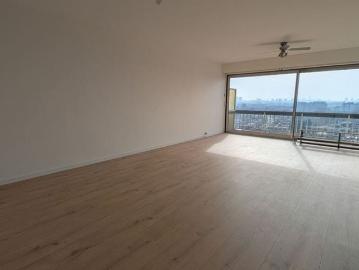Appartement te huur in Merksem voor € 925 met 2 slaapkamers