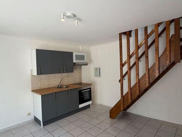 Appartement te huur in Mons voor € 520 met 1 slaapkamer