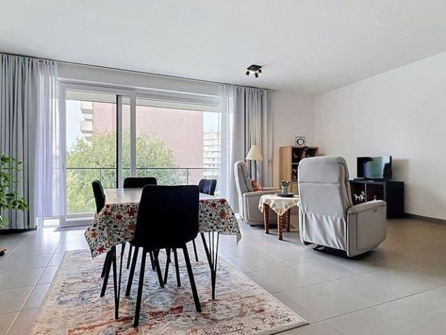 Appartement te huur in Mons voor € 920 met 2 slaapkamers