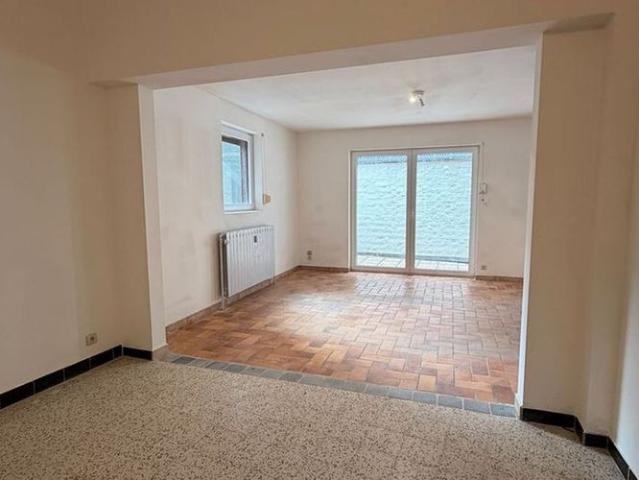 Appartement te huur in Mons voor € 950 met 2 slaapkamers