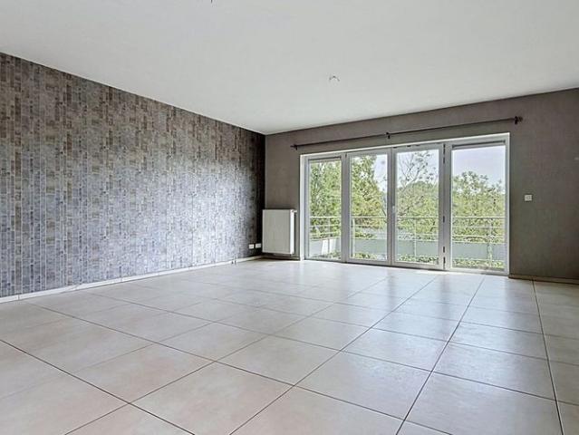 Appartement te huur in Mont sur Marchienne voor € 970 met 2 slaapkamers
