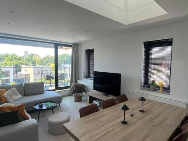 Appartement te huur in Nazareth voor € 825 met 2 slaapkamers
