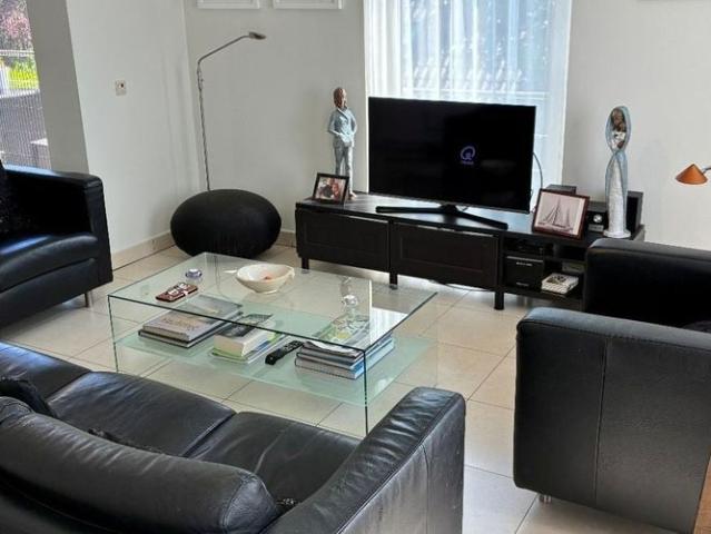 Appartement te huur in Nazareth voor € 985 met 2 slaapkamers