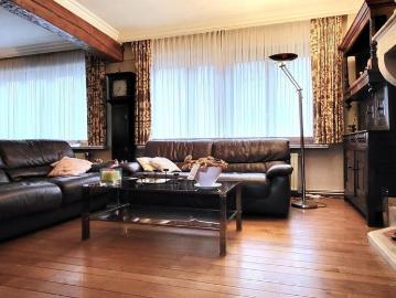 Appartement te huur in Nederboelare voor € 850 met 3 slaapkamers